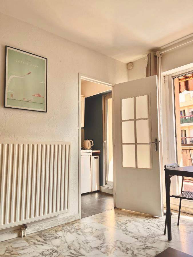 Studio With Terrace And Sea View, 10 Min To The Beach Nice Eksteriør bilde
